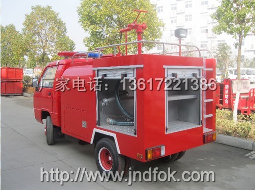 轻型消防车图片