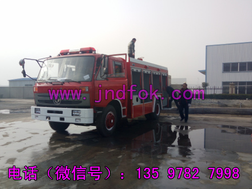 东风6吨水罐消防车图片